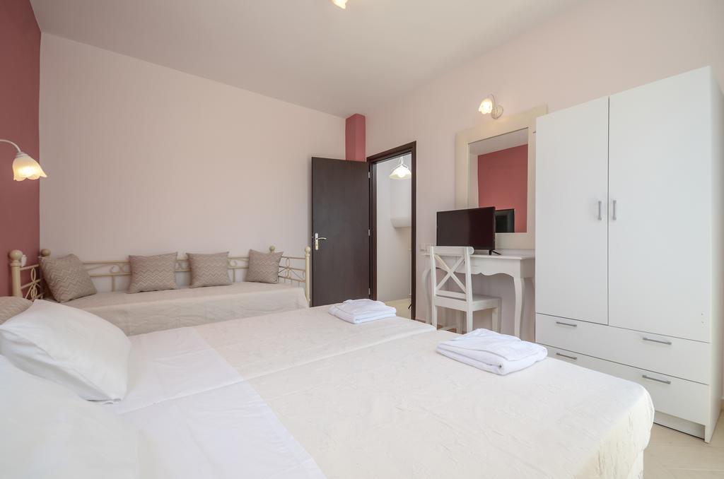 Naxos Luxury Villas Mikri Vigla Exterior photo