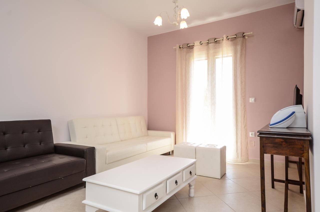 Naxos Luxury Villas Mikri Vigla Exterior photo