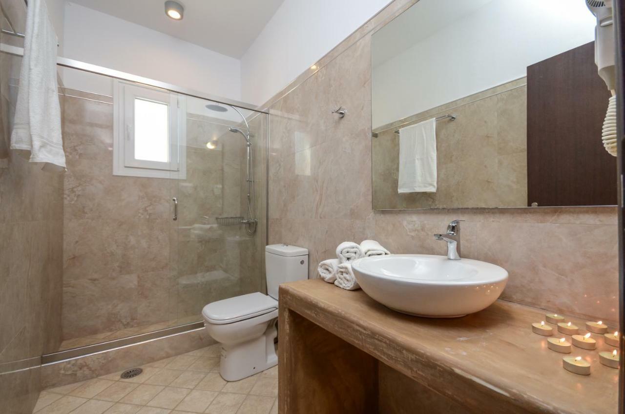 Naxos Luxury Villas Mikri Vigla Exterior photo
